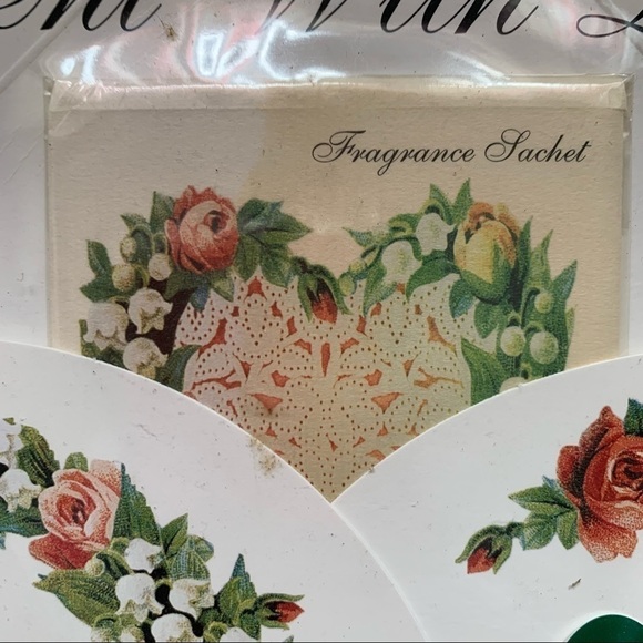 Vintage sent with love heart potpourri greeting card New - Picture 3 of 5